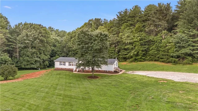 238A Pilgrim Ridge Road, photo 3 of 37