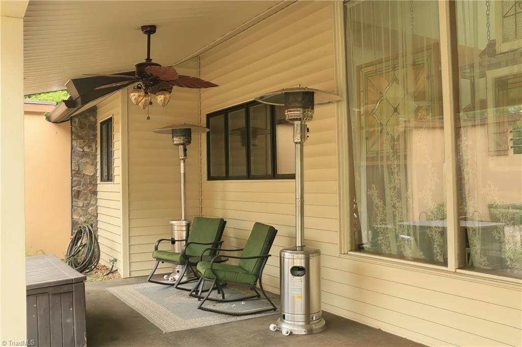 252 Deer Run, Glade Valley, North Carolina image 32