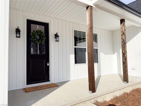 A home in Mount Airy