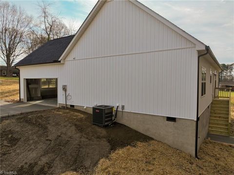 A home in Mount Airy