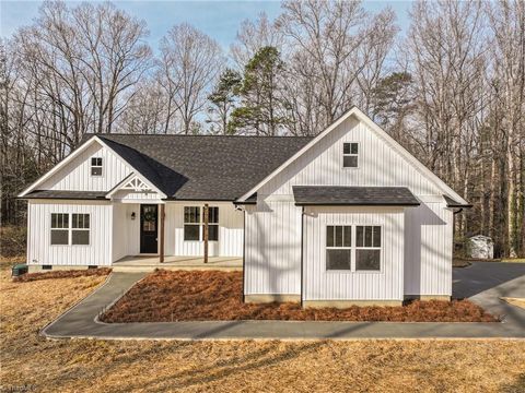 A home in Mount Airy