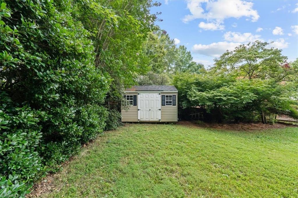 Jamestown, North Carolina 27282, United States, 4 Bedrooms Bedrooms, ,3 BathroomsBathrooms,Residential,Coming Soon,194890