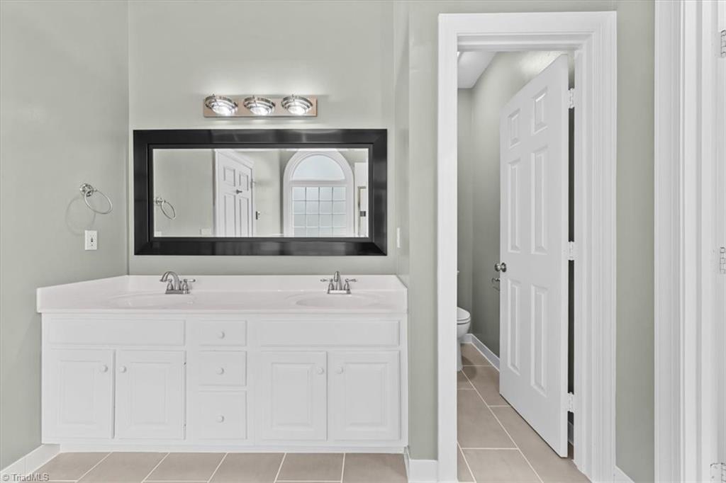 Jamestown, North Carolina 27282, United States, 4 Bedrooms Bedrooms, ,3 BathroomsBathrooms,Residential,Coming Soon,194890