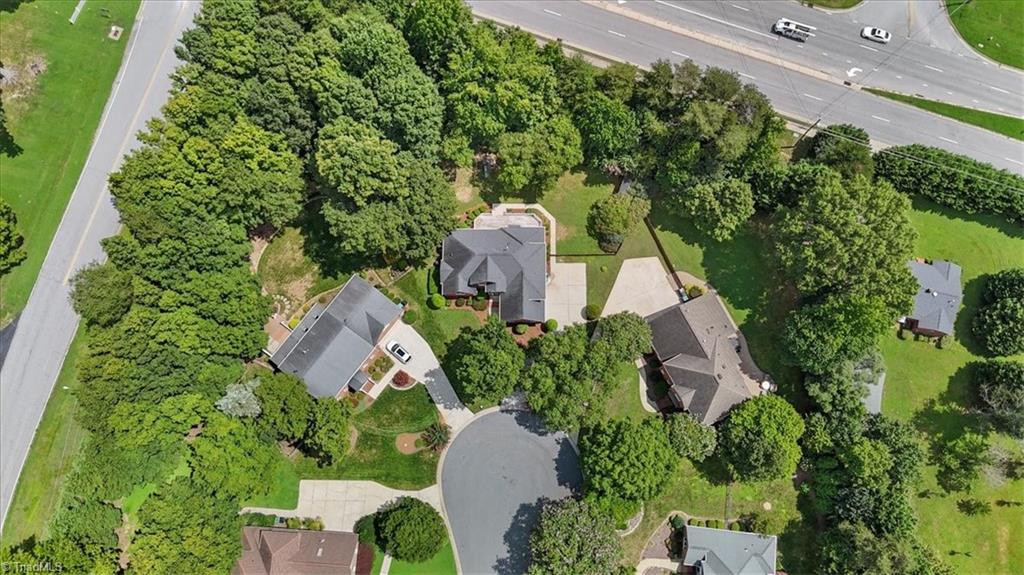 Jamestown, North Carolina 27282, United States, 4 Bedrooms Bedrooms, ,3 BathroomsBathrooms,Residential,Coming Soon,194890