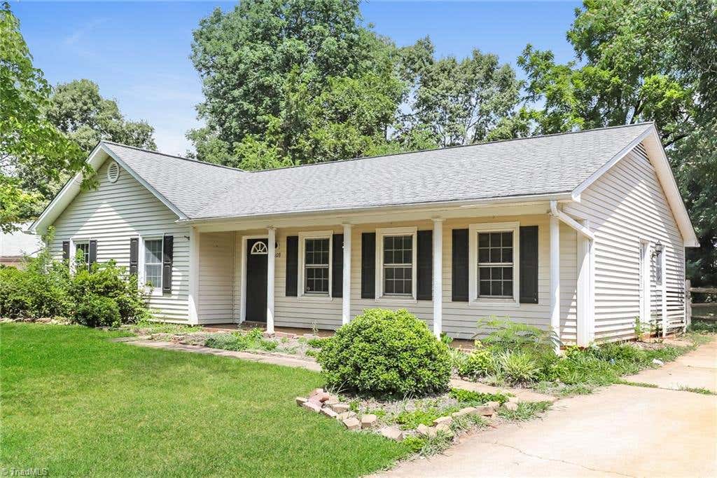 Photo of 4109 Butterfield Drive, Greensboro, NC 27405 (MLS # 1229186)