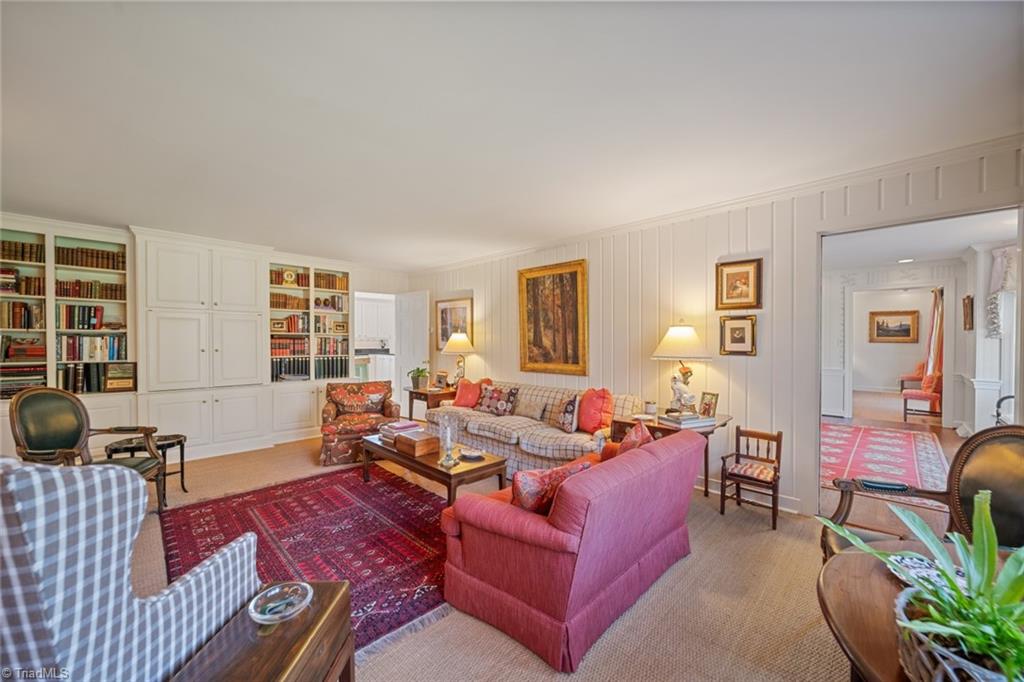 Winston-Salem, North Carolina 27104, United States, 4 Bedrooms Bedrooms, ,5 BathroomsBathrooms,Residential,Pending,100902