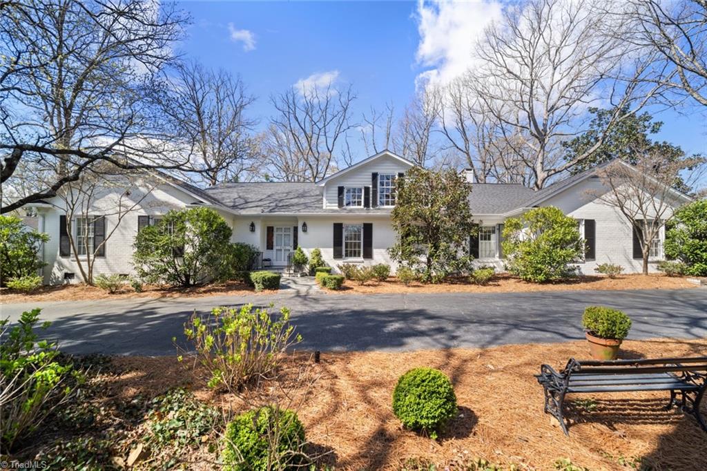 Winston-Salem, North Carolina 27104, United States, 4 Bedrooms Bedrooms, ,5 BathroomsBathrooms,Residential,Pending,100902