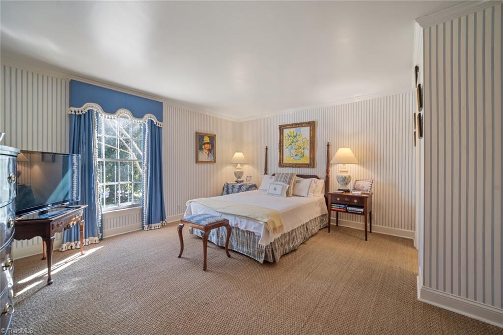 Winston-Salem, North Carolina 27104, United States, 4 Bedrooms Bedrooms, ,5 BathroomsBathrooms,Residential,Pending,100902