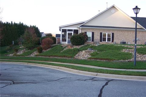 A home in Kernersville