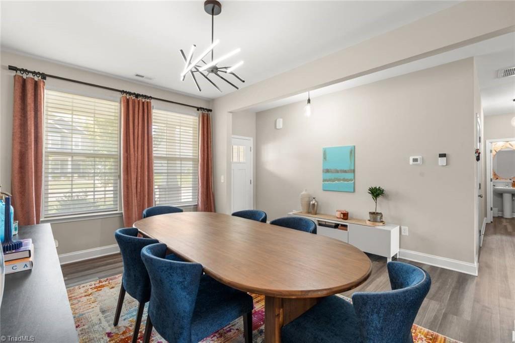 Kernersville, North Carolina 27284, United States, 3 Bedrooms Bedrooms, ,3 BathroomsBathrooms,Residential,Active,160000