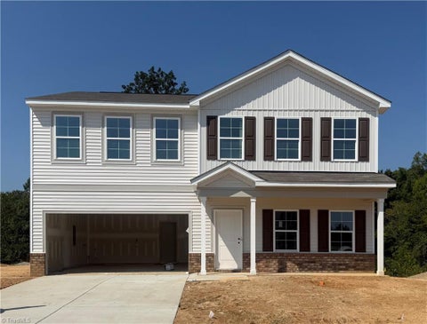 Homes For Sale - 5838 Latigo Court<br/> Clemmons, NC 27012