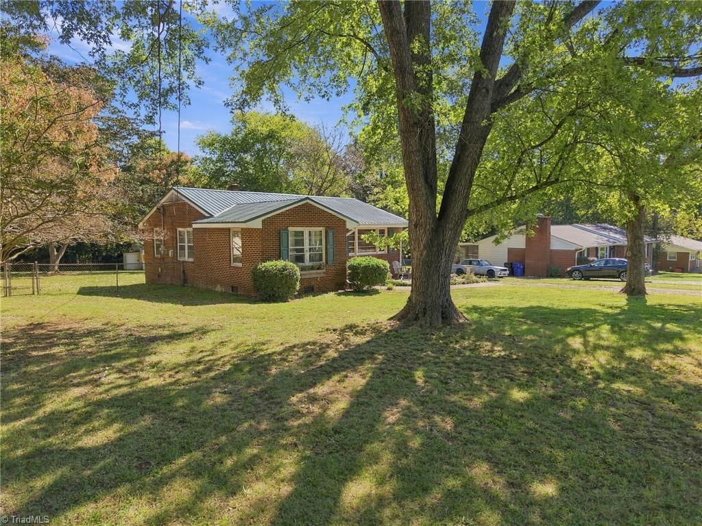 Photo of 1616 Riverside Drive, Hillsborough, NC 27278 (MLS # 1237348)