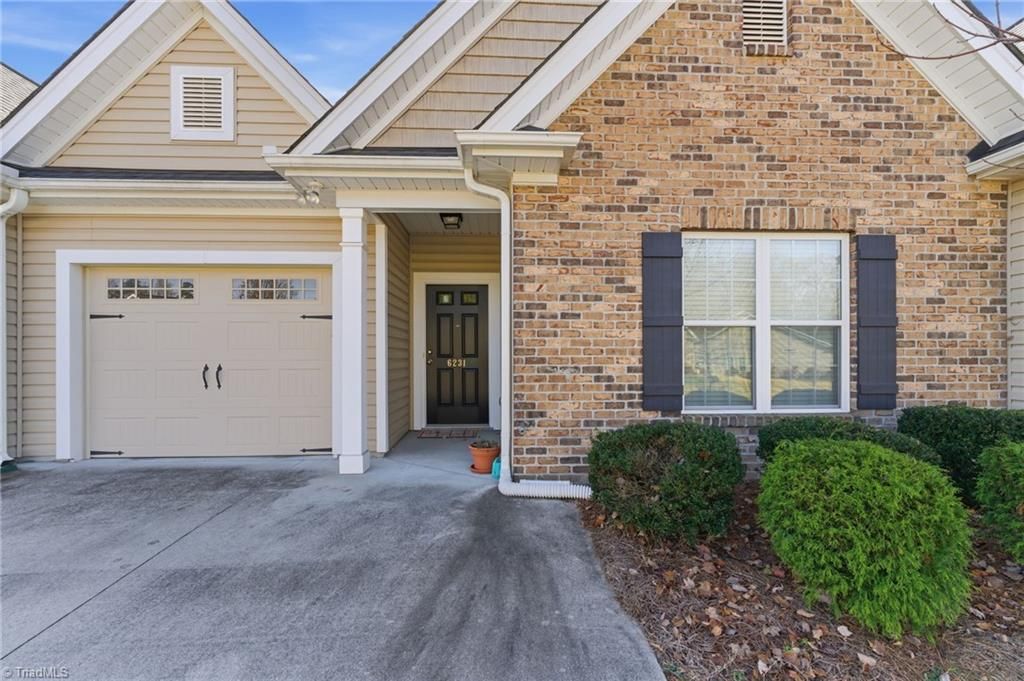 Photo of 6231 Queens Gate Court, Clemmons, NC 27012 (MLS # 1203329)