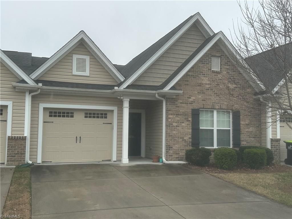 Photo of 6231 Queens Gate Court, Clemmons, NC 27012 (MLS # 1203329)