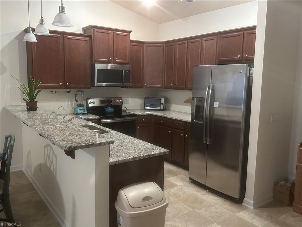 6231 Queens Gate Court