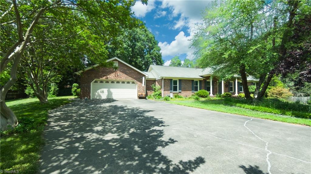 7209 Saddle Creek Drive, Kernersville, North Carolina image 1