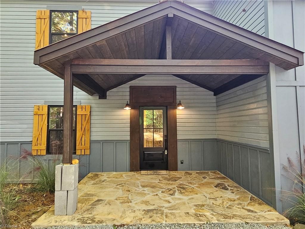 Photo of 1228 Powder Horn Mountain Road, Deep Gap, NC 28618 (MLS # 1199739)