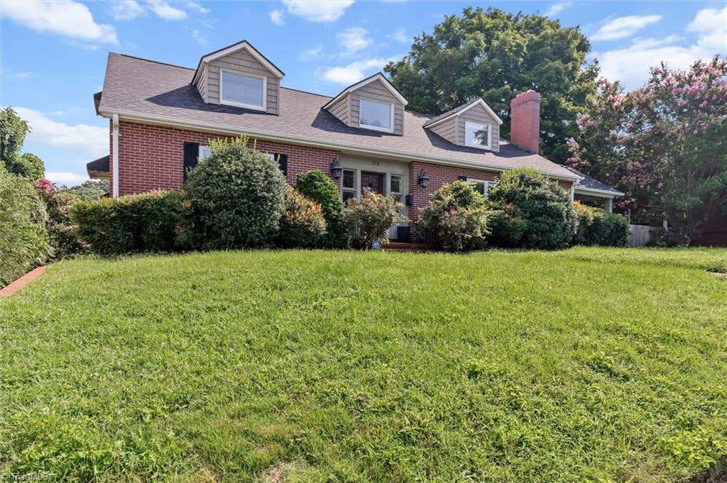 Photo of 124 Orchard Street, Mount Airy, NC 27030 (MLS # 1230675)