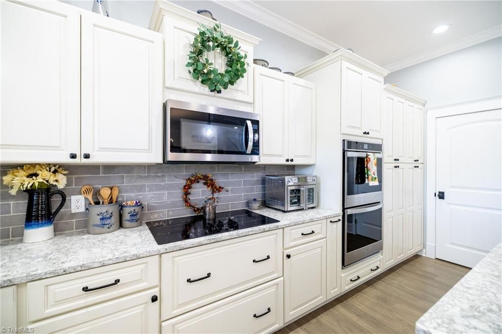 Photo of 461 Chestnut Ridge Drive, Jefferson, NC 28640 (MLS # 1185217)