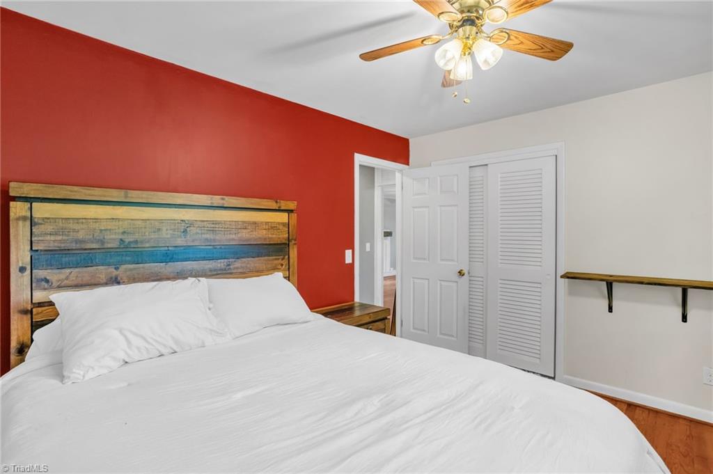 2703 W Cornwallis Drive, Greensboro, North Carolina image 19