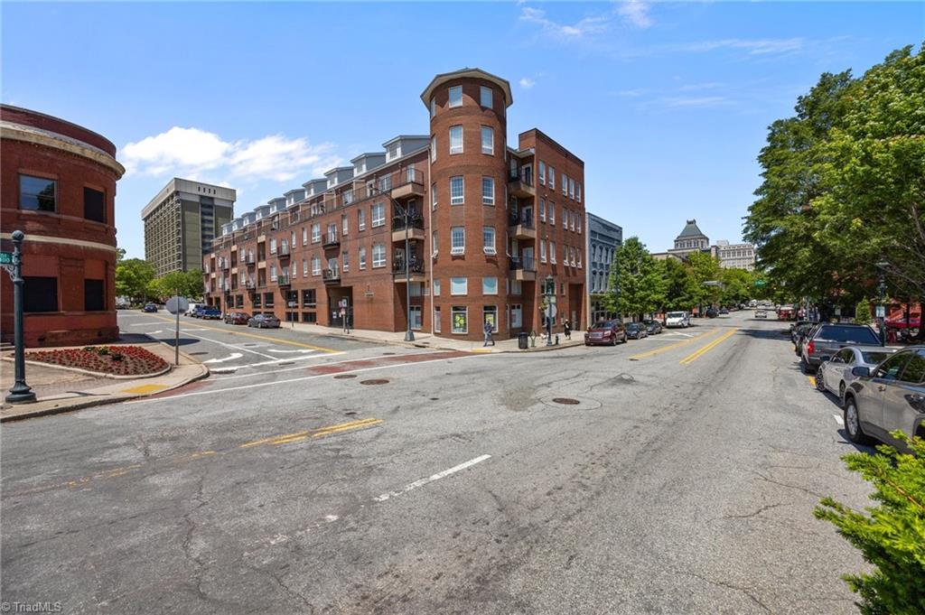 360 Elm Street #110, Greensboro, North Carolina image 2