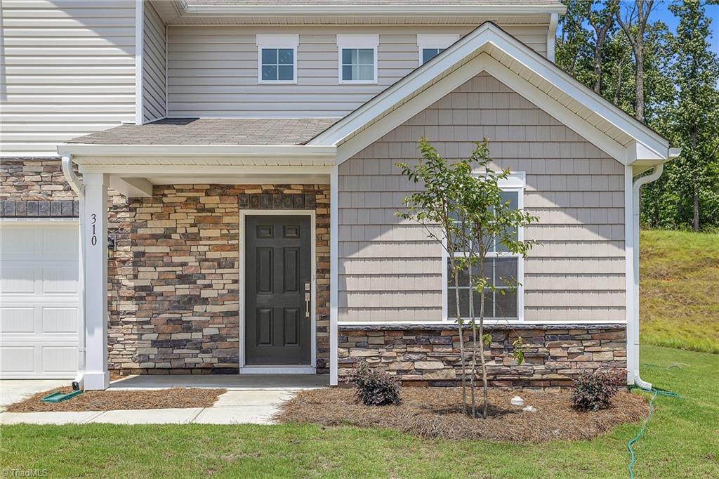 1 Blue Quail Drive