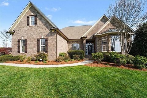 Photo of 2001 Anchoridge Avenue, High Point, NC 27265 (MLS # 1214082)