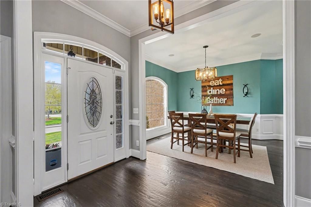 Photo of 2001 Anchoridge Avenue, High Point, NC 27265 (MLS # 1214082)