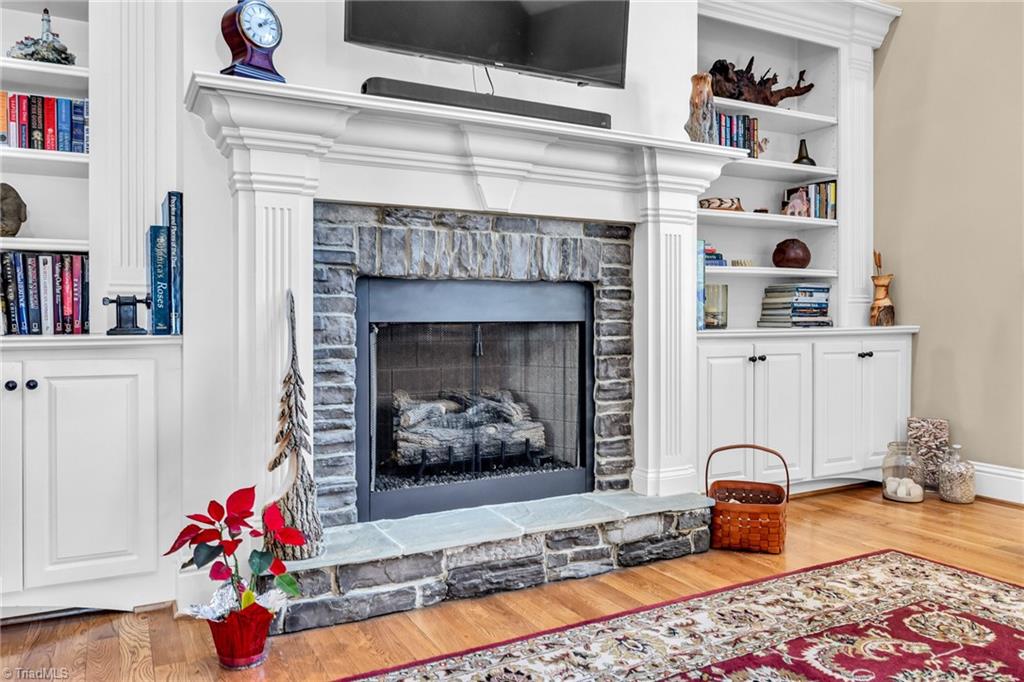 Oak Ridge, North Carolina, 27310, United States, 4 Bedrooms Bedrooms, ,4 BathroomsBathrooms,Residential,Active,2034313