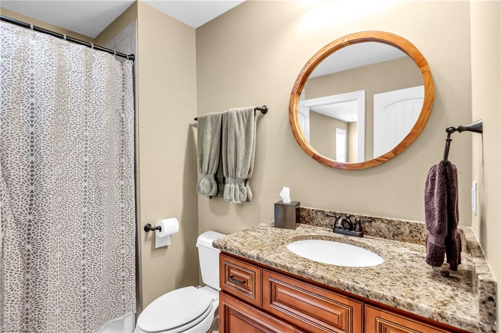 Oak Ridge, North Carolina, 27310, United States, 4 Bedrooms Bedrooms, ,4 BathroomsBathrooms,Residential,Active,2034313