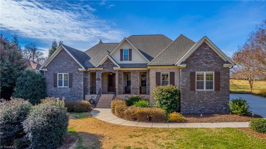 Photo of 6803 River Farm Drive, Oak Ridge, NC 27310 (MLS # 1215038)