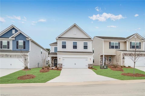Homes For Sale - 5406 Hydrangea Street<br/> Winston-Salem, NC 27104