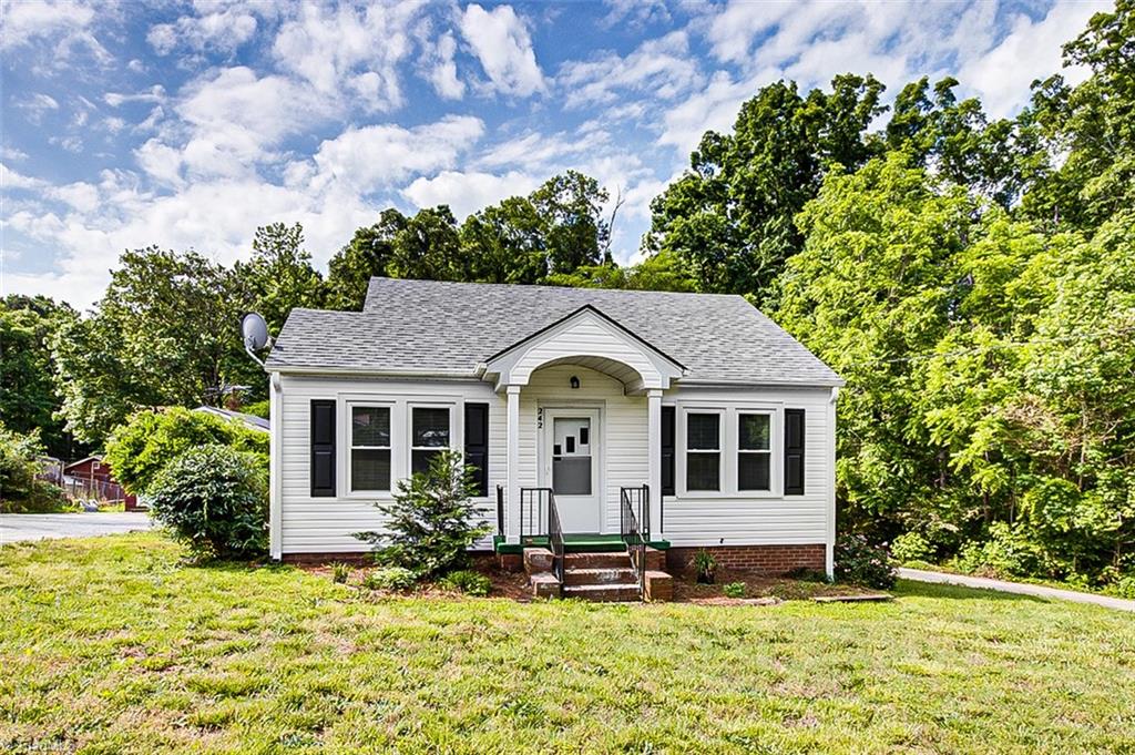 242 Hawthorne Drive, Asheboro, North Carolina image 2