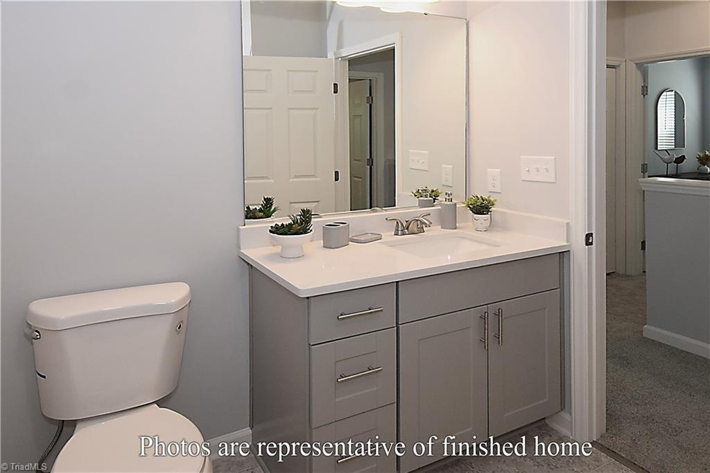 Greensboro, North Carolina 27405, United States, 3 Bedrooms Bedrooms, ,3 BathroomsBathrooms,Residential,Active,179134