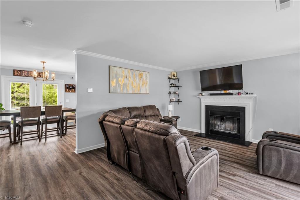 400 Mary E Black Drive, Greensboro, North Carolina image 3