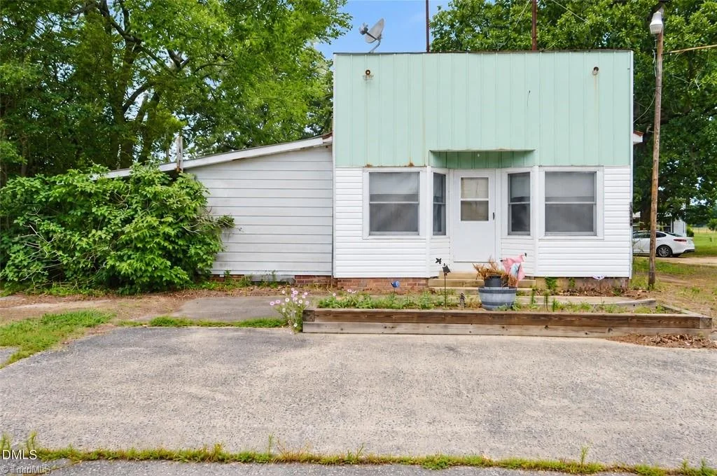 8671 Nc Highway 49