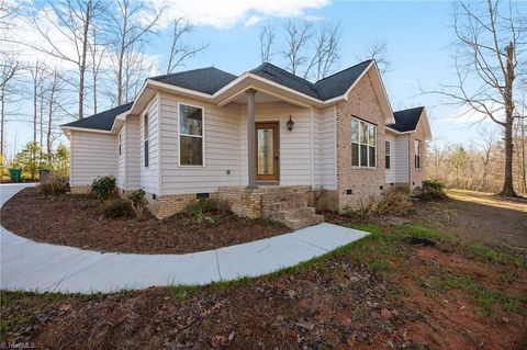 Photo of 752 Conrad Hill Mine Road, Lexington, NC 27292 (MLS # 1212478)