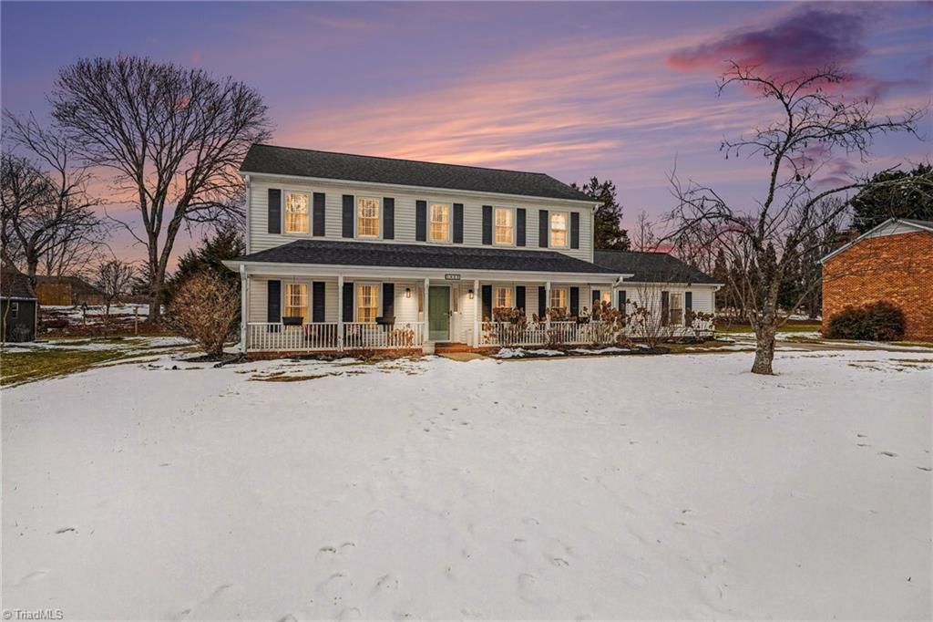 Photo of 1423 Spring Hill Circle, Kernersville, NC (MLS # 1208495)