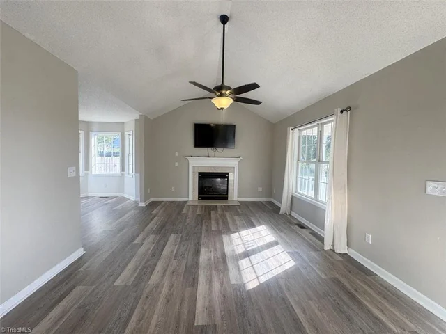 1327 Lakeside Avenue, photo 3 of 23