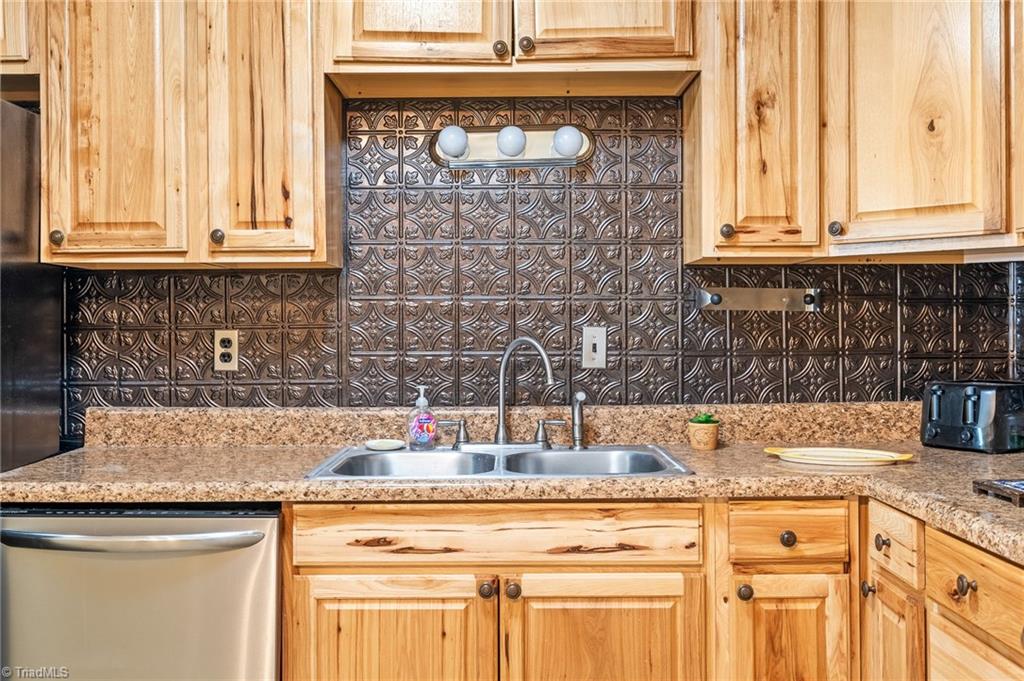 1765 K Fork Road, Madison, North Carolina image 11