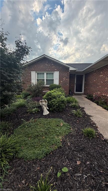 Photo of 161 Clearfield Drive, Lexington, NC 27295 (MLS # 1236374)