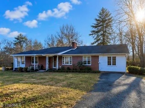 2282 Old Pipers Gap Rd, Cana, VA, 24317