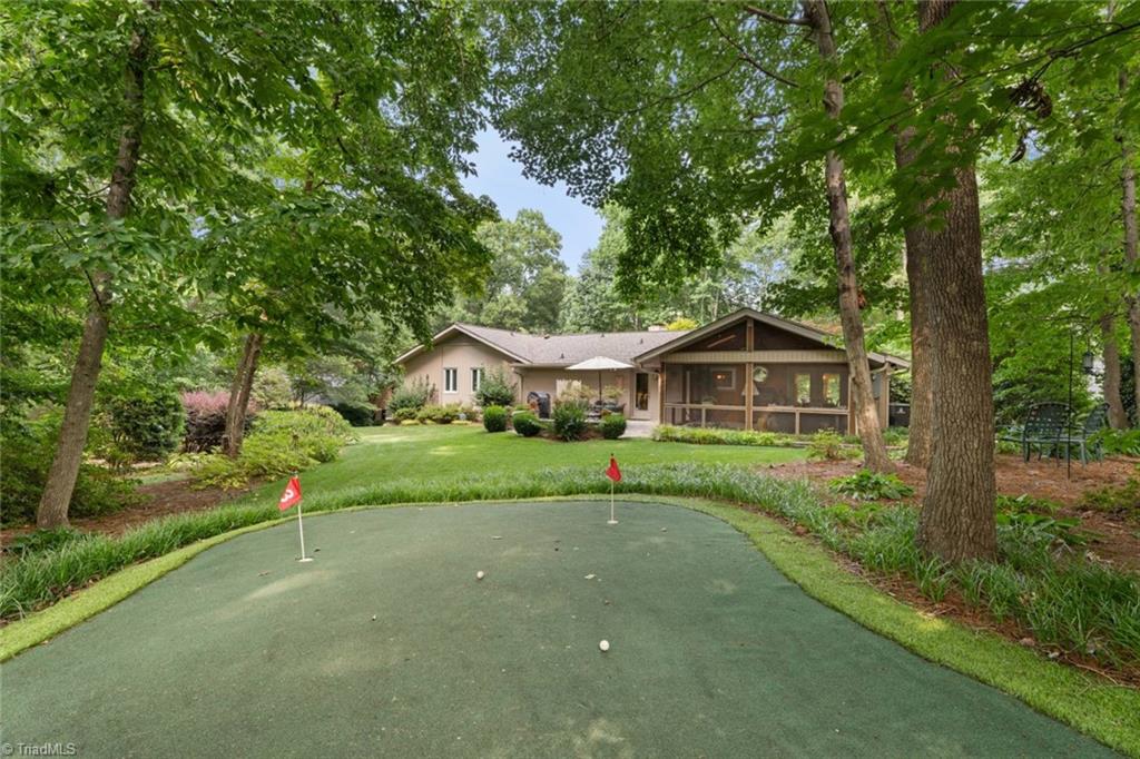 Winston-Salem, North Carolina 27104, United States, 4 Bedrooms Bedrooms, ,4 BathroomsBathrooms,Residential,Pending,158720