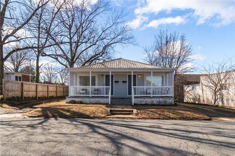 Multifamily For Sale - 118 & 120 E Kivett Street<br/> Randolph County, Asheboro, NC 27203