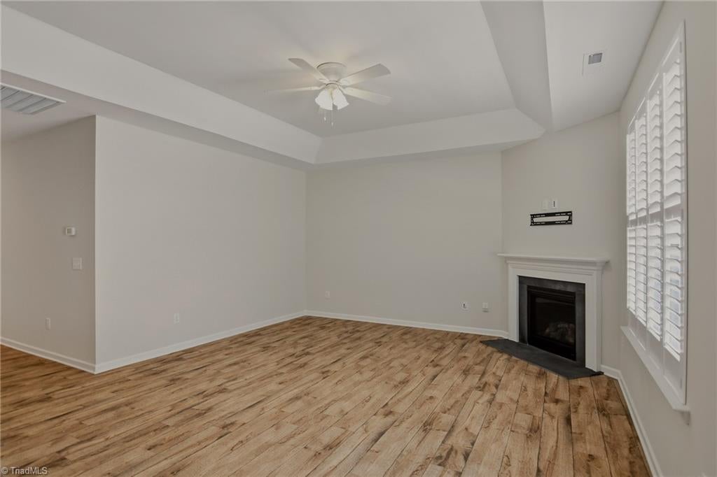124 Oxford Ridge Court