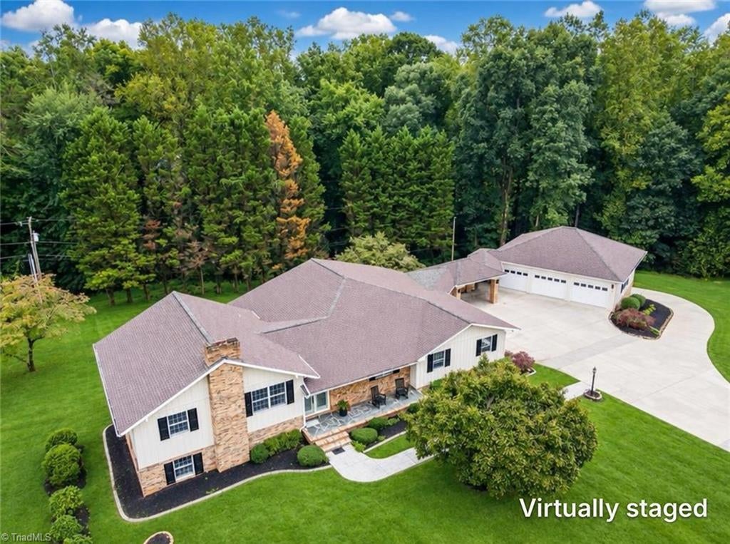 Photo of 321 Pineview Drive, Mount Airy, NC 27030 (MLS # 1236158)