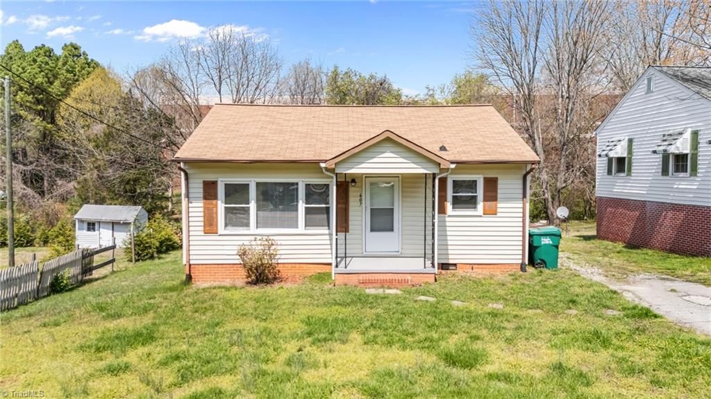 Photo of 607 Martha Place, High Point, NC 27263 (MLS # 1213479)