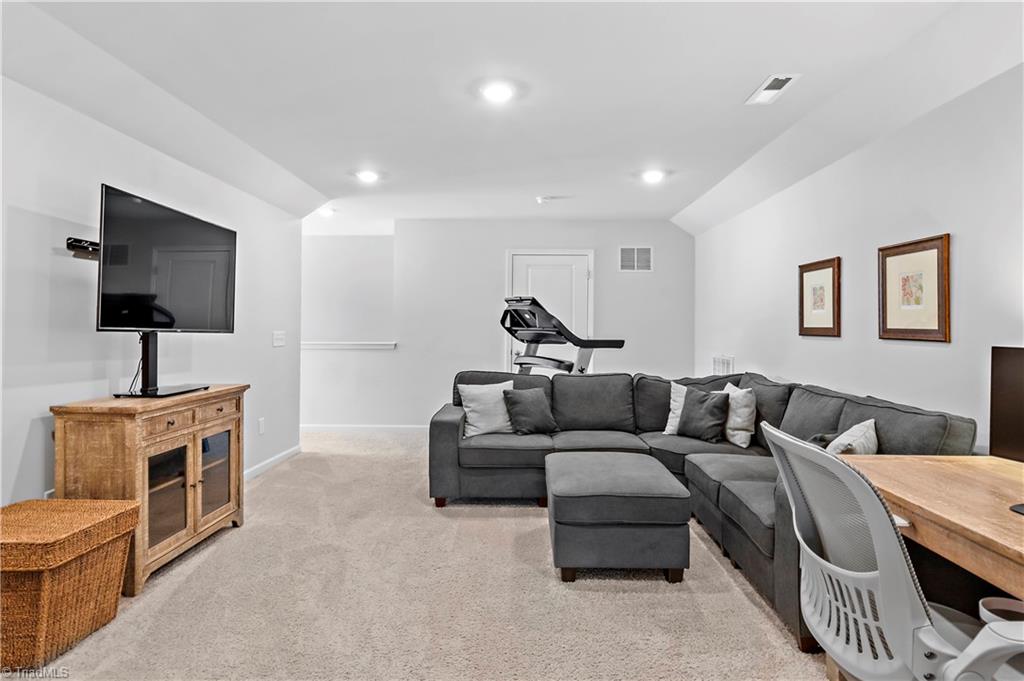 5050 Garnet Hill Drive, Clemmons, North Carolina image 27