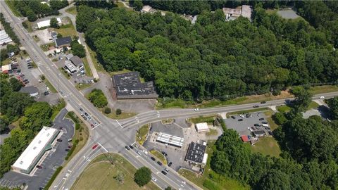 Photo for 4901 Reynolda Road et al
