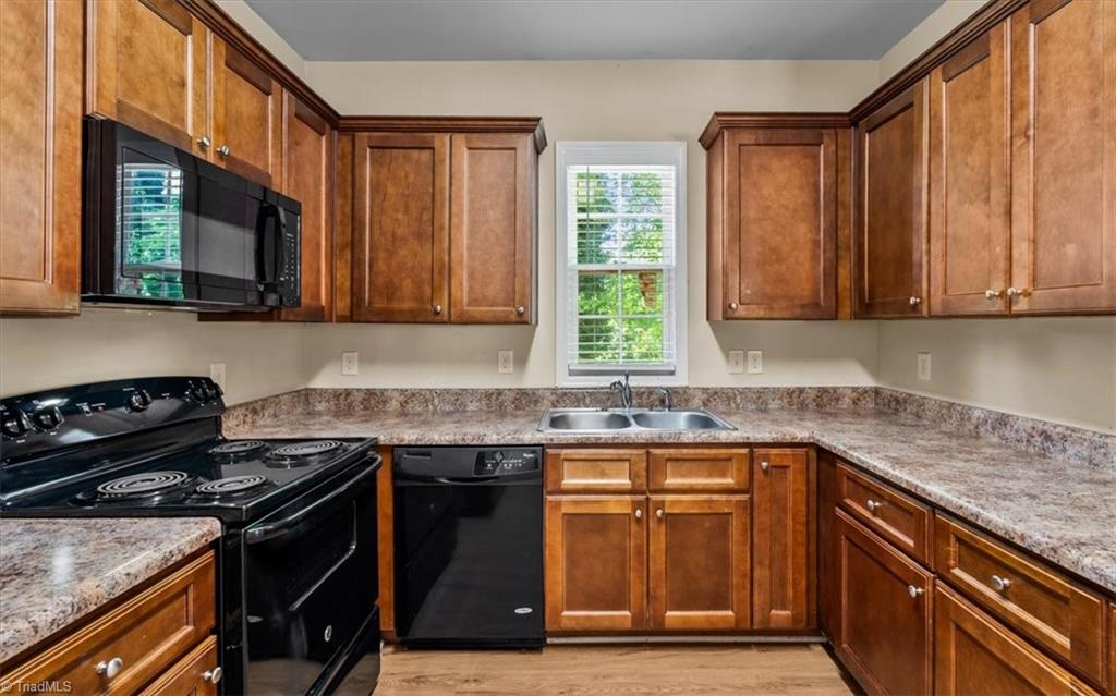 810 Mobile Street, High Point, North Carolina image 13
